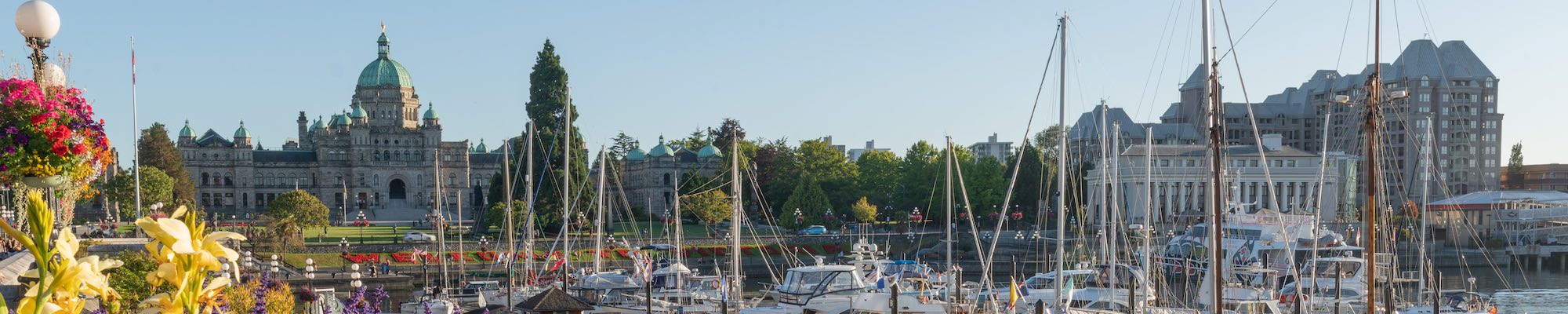 victoria bc inner harbour parliament building